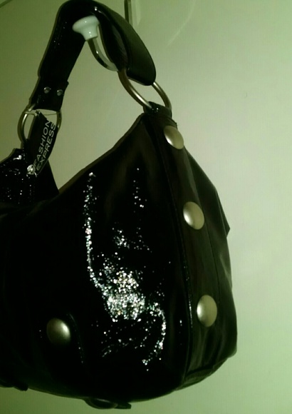 Beautiful black shiny with silver accent adjustable...